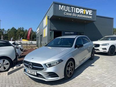 Cinza Usado 2022 Mercedes A250 AMG line | € 31.000