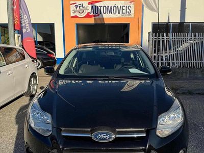 Preto Usado 2011 Ford Focus Sedan | € 10.000