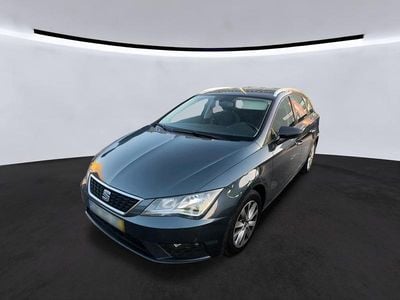 Usado Seat Leon ST 115 HP (84 kW) 2019 Antracite Carrinha