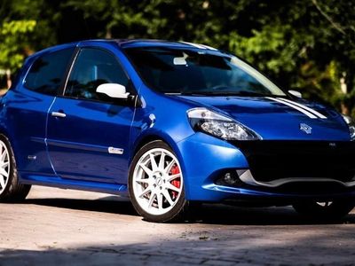 Azul Usado 2011 Renault Clio II Citadino | € 29.900