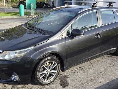 Usado 2011 Toyota Avensis Sedan | € 6.600