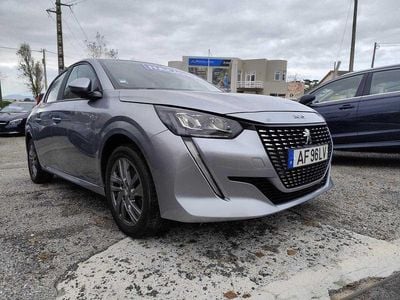 Cinzento Usado 2021 Peugeot 208 Citadino | € 12.900 (Preço justo)
