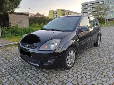 Usado Ford Fiesta Trend 75 HP (55 kW) 2005 Citadino