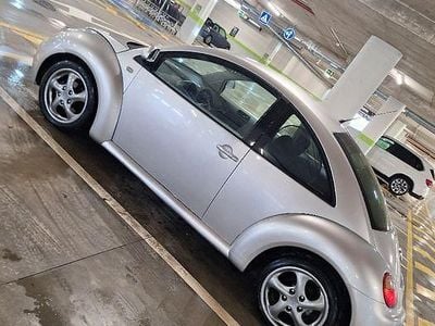 Usado VW New Beetle 90 HP (66 kW) 1998 Citadino