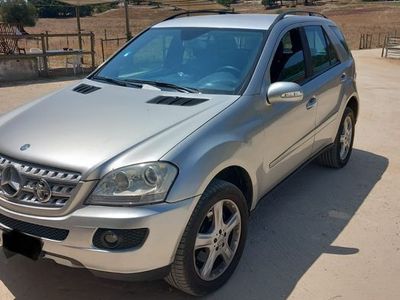 Mercedes ML320