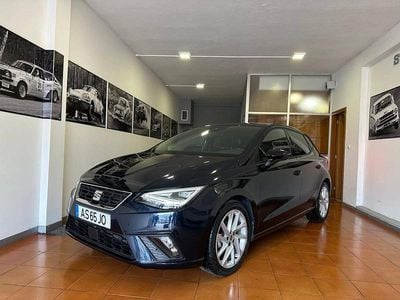 Azul Usado 2022 Seat Ibiza FR | € 16.200 (Preço justo)