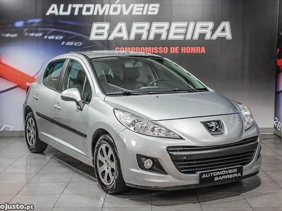 Cinza Usado 2010 Peugeot 207 Citadino | € 6.500 (Preço elevado)