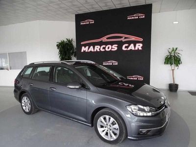 Usado VW Golf VII 115 HP (84 kW) 2019 Cinzento Carrinha