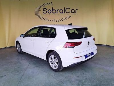 Branco Usado 2022 VW Golf VIII Life | € 21.000 (Preço justo)