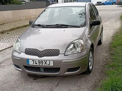 Usado Toyota Yaris 2004 Sedan