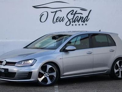 Usado VW Golf VII GTI 220 HP (161 kW) 2014 Cinzento