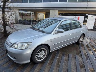 Usado 2004 Honda Civic Sedan | € 1.400 (Bom preço)