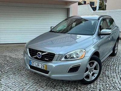 Cinzento Usado 2011 Volvo XC60 SUV | € 20.000 (Caro)