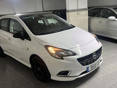 Branco Usado 2015 Opel Corsa Color Edition Citadino | € 12.480