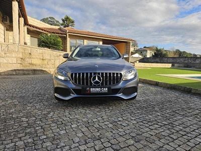 Usado Mercedes C180 116 HP (85 kW) 2017 Cinzento Carrinha