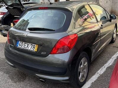 Cinzento Usado 2007 Peugeot 207 | € 4.500 (Preço justo)