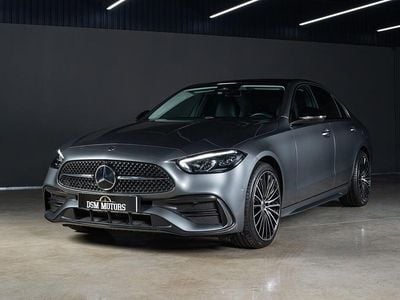 Cinza Usado 2025 Mercedes C300 AMG line Sedan | € 53.500 (Super Preço)