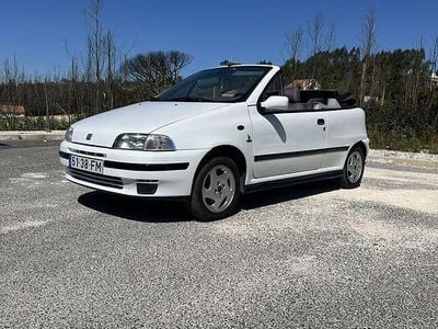 Usado Fiat Punto 90 HP (66 kW) 1995 Cabrios
