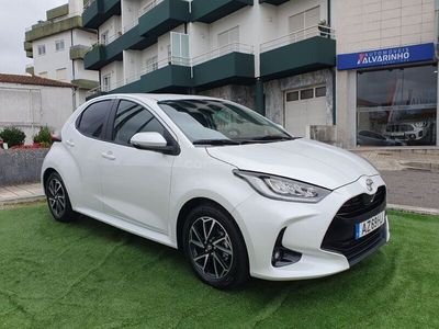 usado Toyota Yaris 1.0 VVT-i Exclusive