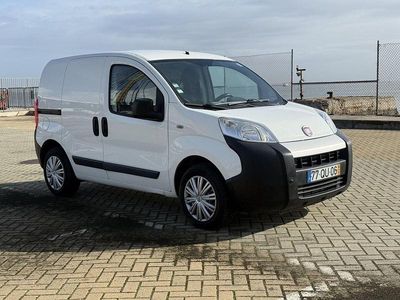 Branco Usado 2016 Fiat Fiorino Monovolume | € 5.900