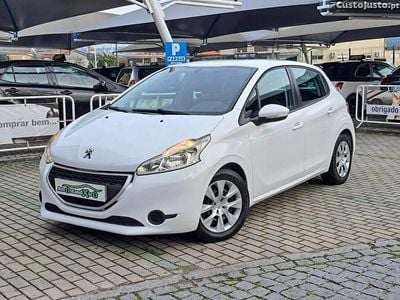 Branco Usado 2012 Peugeot 2008 Access SUV | € 5.990 (Super Preço)