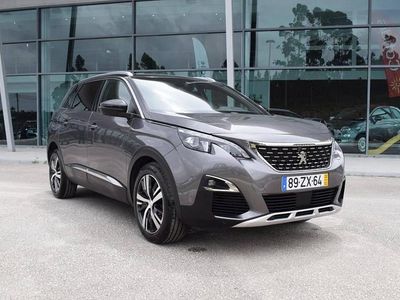 Usado Peugeot 5008 130 HP (95 kW) 2020 Cinzento Monovolume