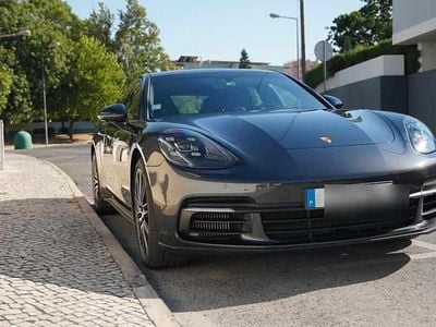 Usado Porsche Panamera 462 HP (339 kW) 2018 Preto Citadino