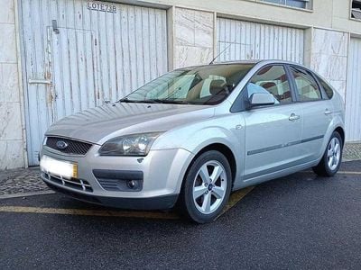Usado 2007 Ford Focus Sedan | € 3.300 (Preço justo)