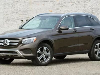 Cinzento Usado 2020 Mercedes GLC200 SUV | € 41.500
