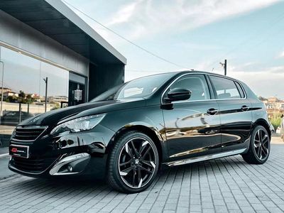 Preto Usado 2017 Peugeot 308 Allure Citadino | € 15.900 (Caro)