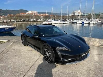 Usado Porsche Taycan 350 kW (476 HP) 2022 Preto Sedan