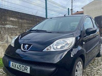 Usado Peugeot 107 68 HP (50 kW) 2006 Citadino