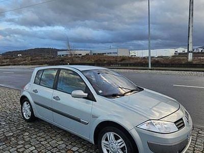 Usado 2004 Renault Mégane II Sedan | € 1.750 (Preço justo)