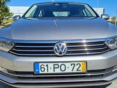 Usado VW Passat 120 HP (88 kW) 2015 Cinzento Sedan