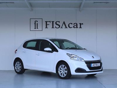 Branco Usado 2020 Peugeot 208 Active Citadino | € 14.200 (Preço justo)