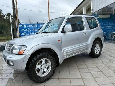 Cinza Usado 2000 Mitsubishi Pajero SUV | € 18.990 (Preço elevado)