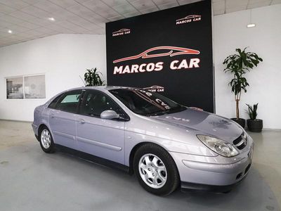 Usado Citroën C5 117 HP (86 kW) 2002 Azul Sedan