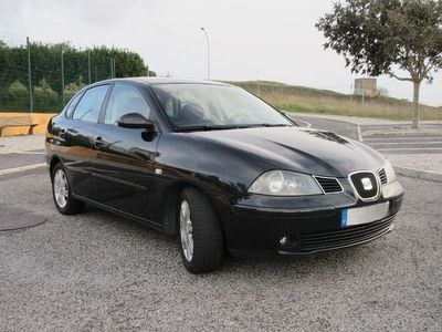 Usado Seat Cordoba 80 HP (58 kW) 2007 Preto Sedan