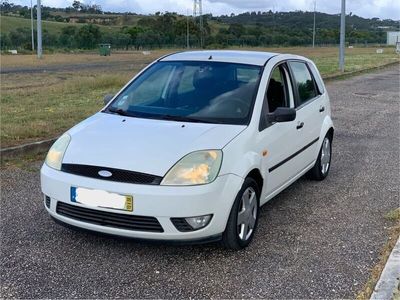 usado Ford Fiesta 1.4TDCI 2005 em perfeitas condicoes