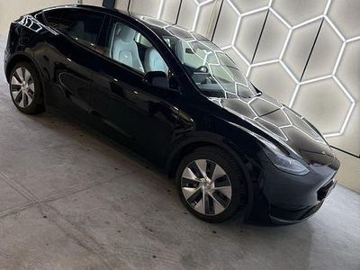 Usado 2022 Tesla Model Y Standard Range SUV | € 30.000