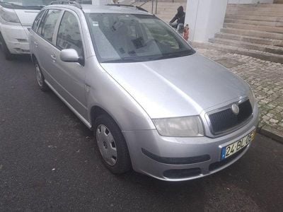 Usado 2006 Skoda Fabia Sedan | € 1.650 (Super Preço)