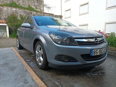 Opel Astra GTC