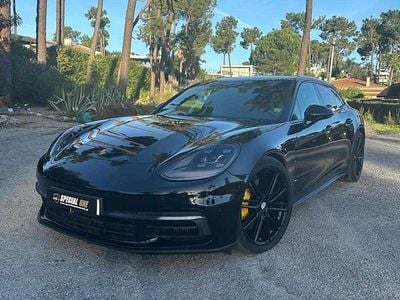 Usado Porsche Panamera Sport Turismo 462 HP (339 kW) 2018 Preto