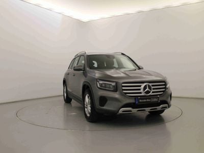 Mercedes GLB180