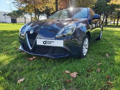 Usado Alfa Romeo Giulietta 120 HP (88 kW) 2017 Cinzento Citadino