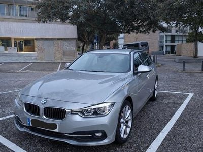 Cinzento Usado 2019 BMW 318 Carrinha | € 21.500 (Super Preço)