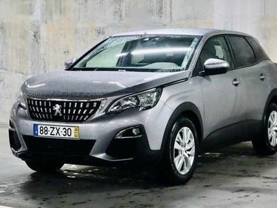 Usado Peugeot 3008 131 HP (96 kW) 2020 Cinzento Citadino