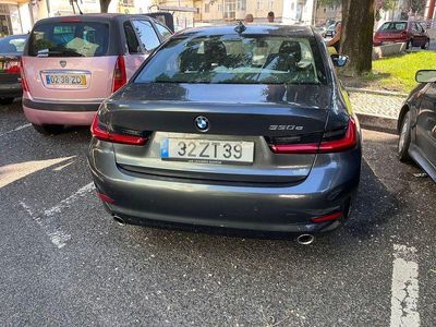 BMW 330e
