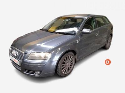 Usado Audi A3 140 HP (102 kW) 2005 Cinzento Citadino
