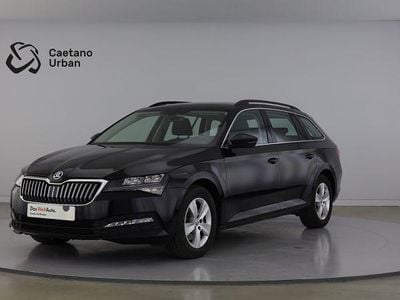 Preto Usado 2022 Skoda Superb Ambition Carrinha | € 26.900 (Preço justo)